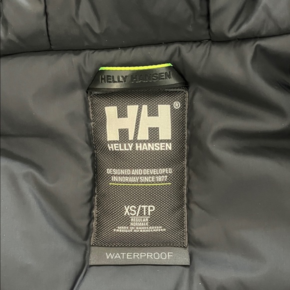 Helly Hansen Women’s Classic Green Parka with Faux Fur Hood - Size XS - Picture 4 of 7